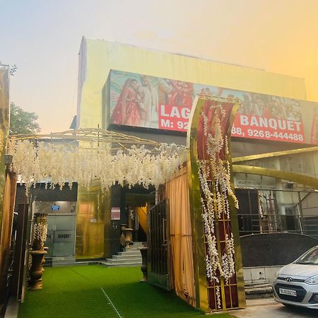Hotel Lagoona And Banquet Hall نيودلهي المظهر الخارجي الصورة