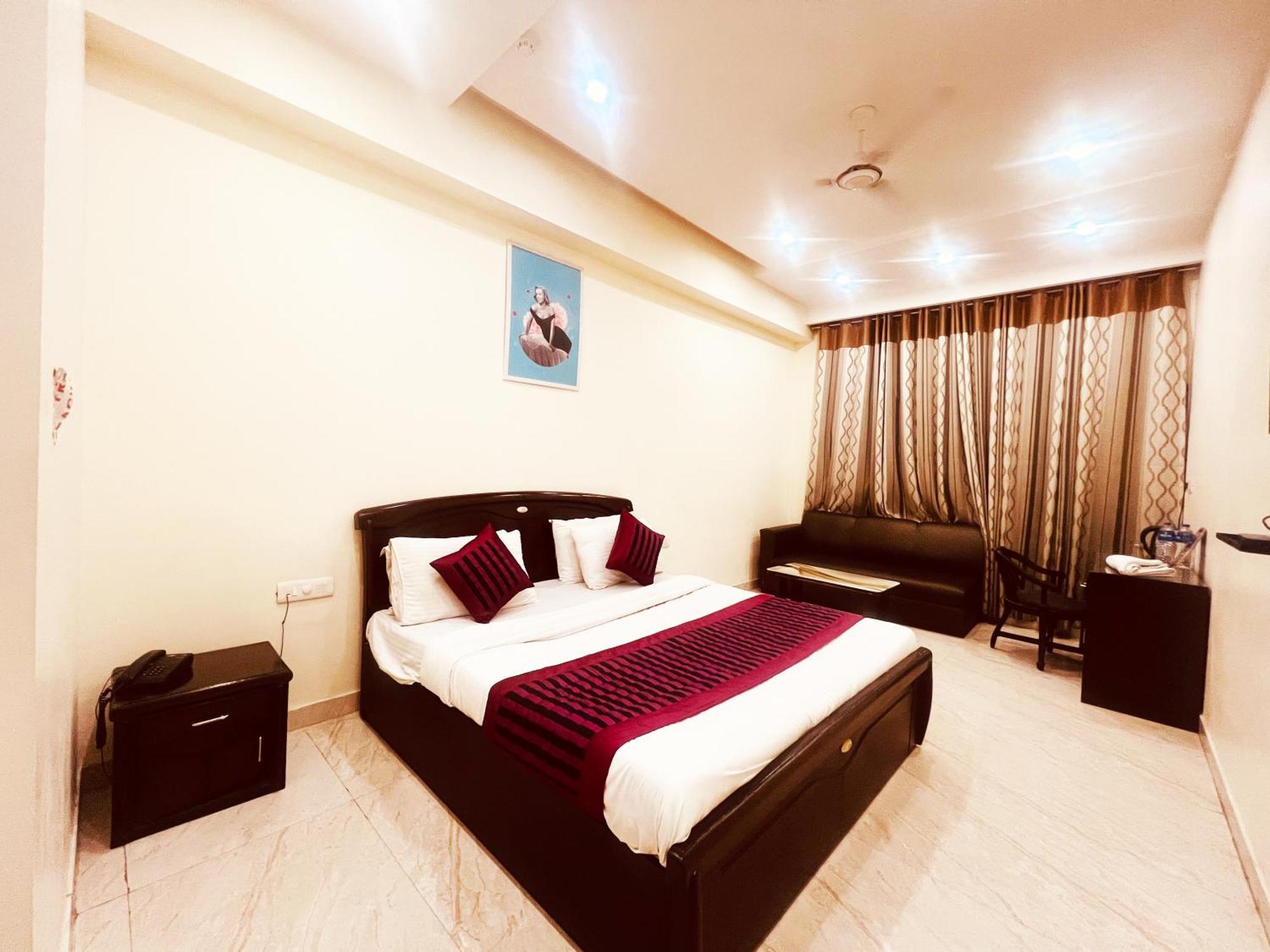 Hotel Lagoona And Banquet Hall نيودلهي المظهر الخارجي الصورة